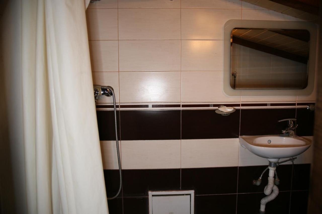Hotel Zara ルーマン エクステリア 写真